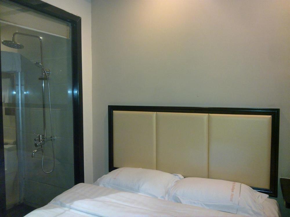 Brilliantskyboutique Hotel Zhuhai Exterior photo